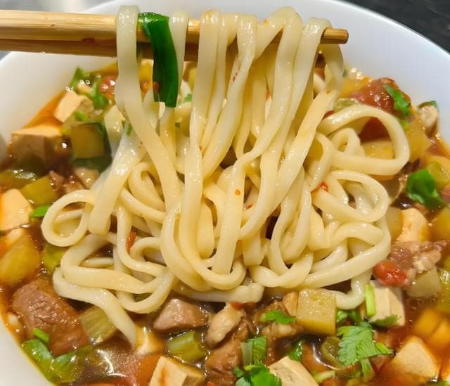 中国六大地方特色面食：从西北拉面到西南担担面