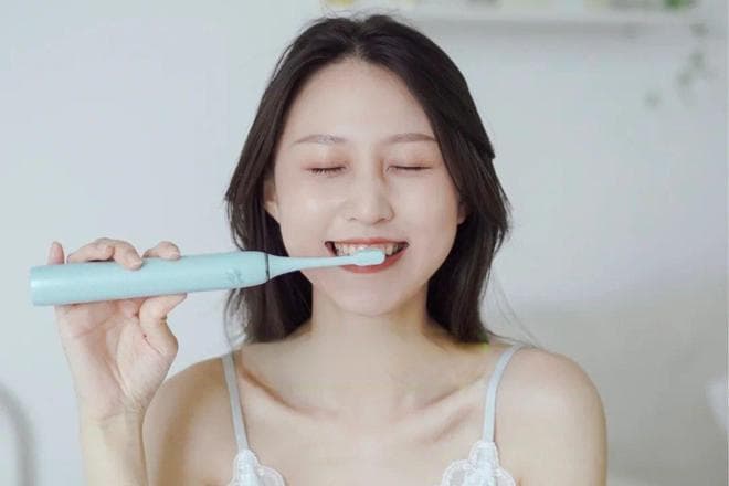 电动牙刷正确使用指南：助你拥有亮白健康牙！
