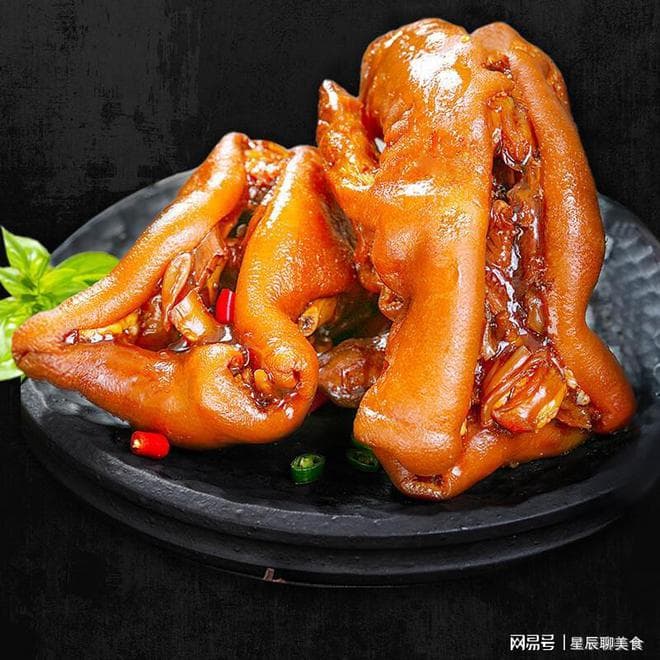 脱骨猪蹄，滑而不腻