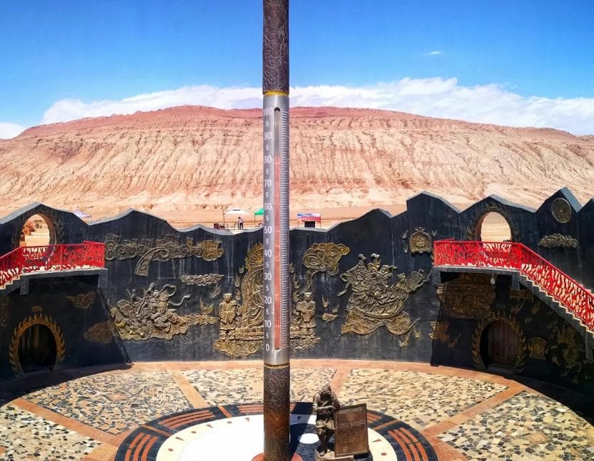 【2025新疆旅游全指南】安全现状·路线·玩法解析｜含避坑建议
