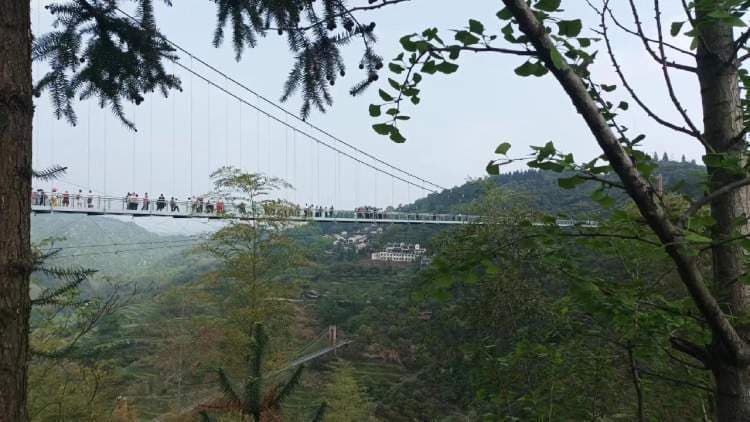 群山环抱篁岭村落