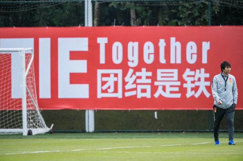 揭秘国足29人管理团队：中西合璧留卓尔核心 区楚良正式回归