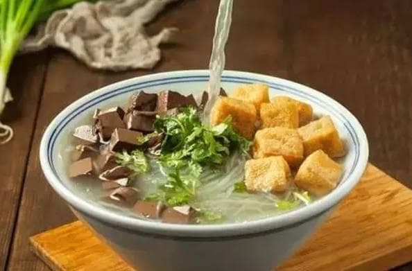 想做正宗鸭血粉丝汤？这几点技巧你不可不知！