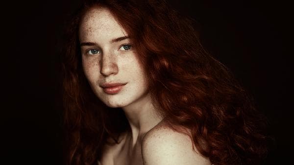 女人怎样防止色斑的产生和退化