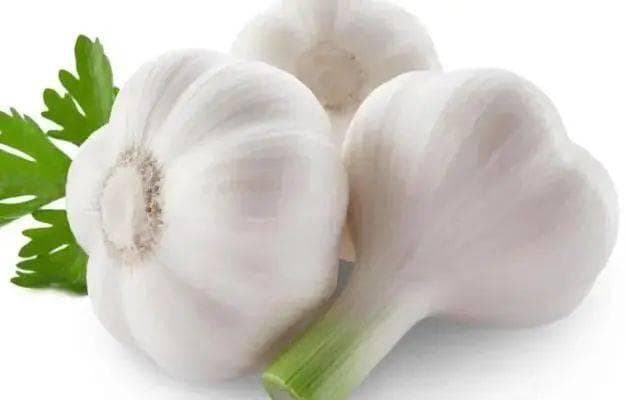 大蒜加醋成降糖“黄金搭档”，科学食用有4大禁忌