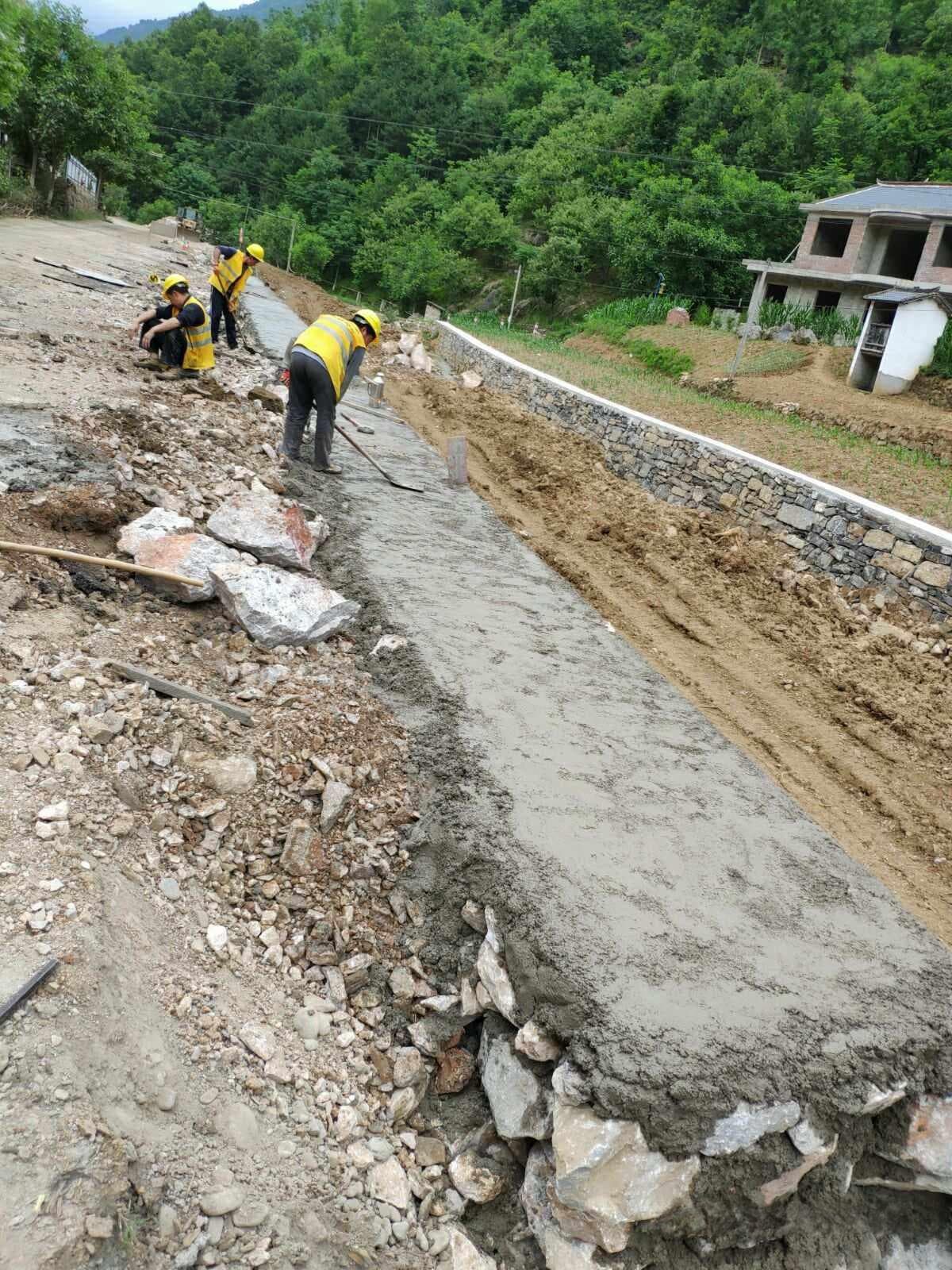 路肩墙、路堤墙、路堑墙和挡土墙的区别与应用