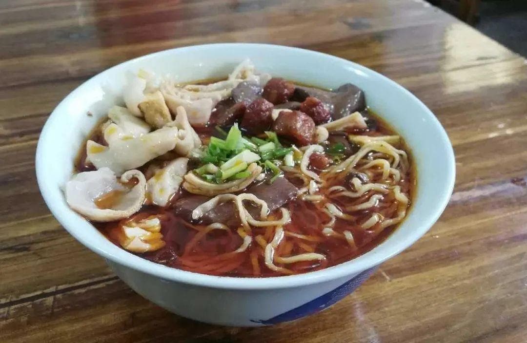 安顺十大特色小吃：品味地道贵州风味