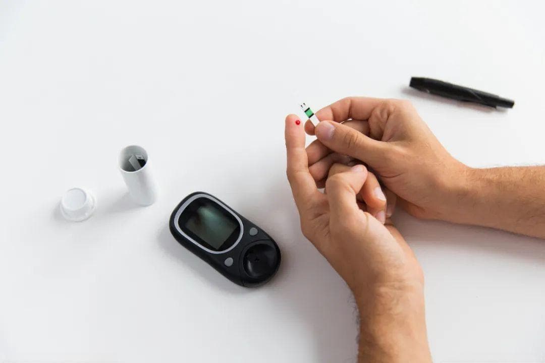 糖尿病不要紧？这4种急性并发症，来势汹汹，分分钟致命