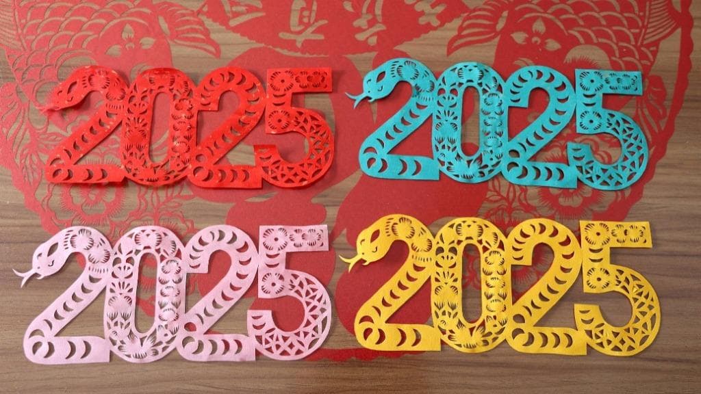 2025世界年｜非遗春节②：剪窗花，承载传统的美好祝福
