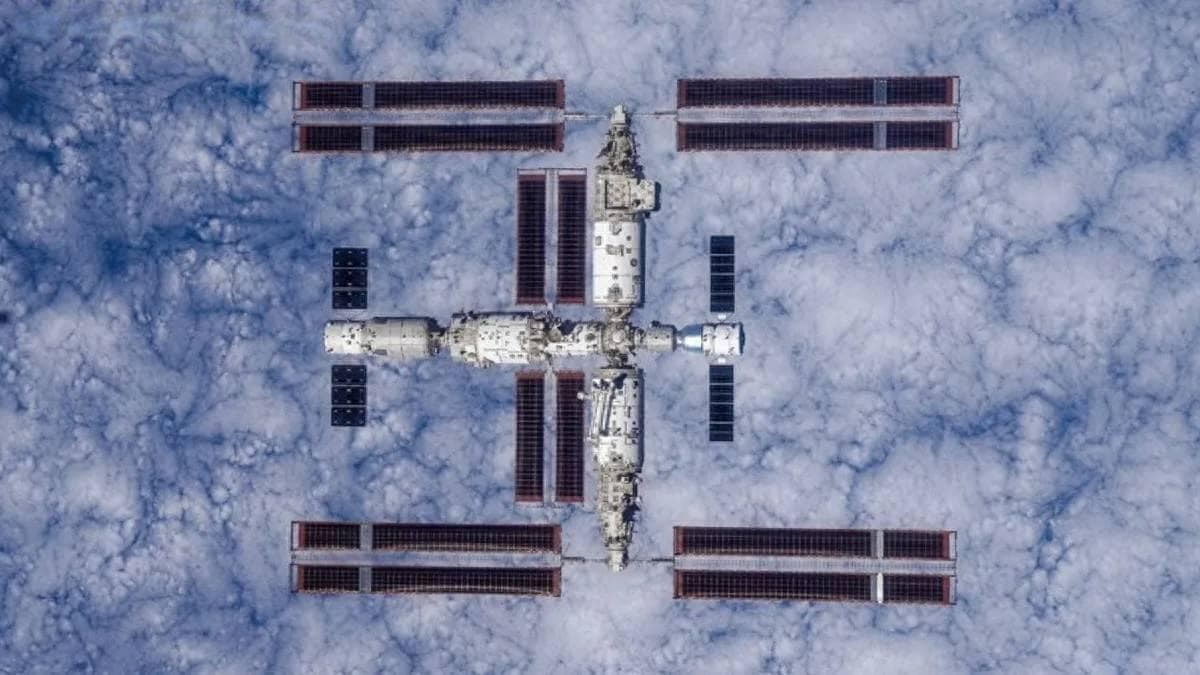 中国太空新突破：宇航员在天宫实现“人工光合作用”制燃料氧气