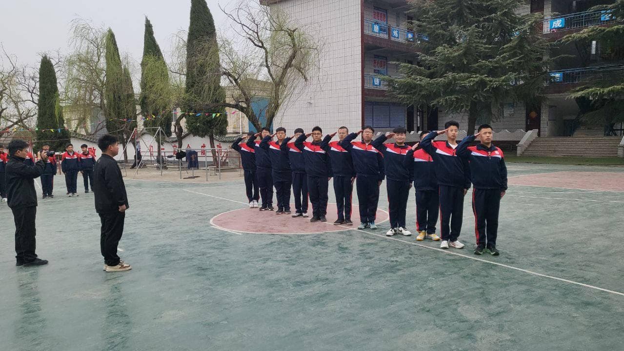 辍学后重新上学：一把开启心灵之门的钥匙