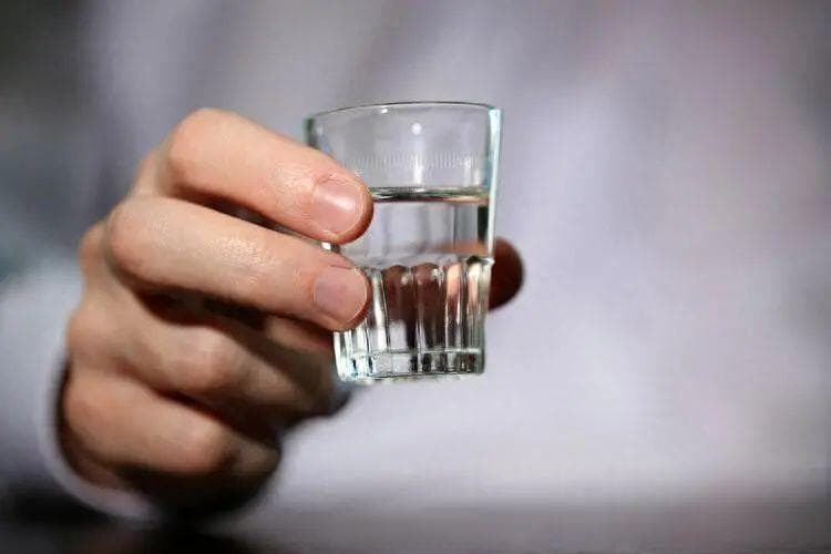 美国大学耗时15年研究：适度喝酒或比运动更能长寿，是真的吗？