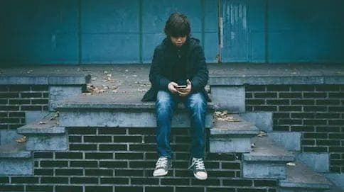 短视频对未成年人大脑的影响：过度使用会带来哪些危害？