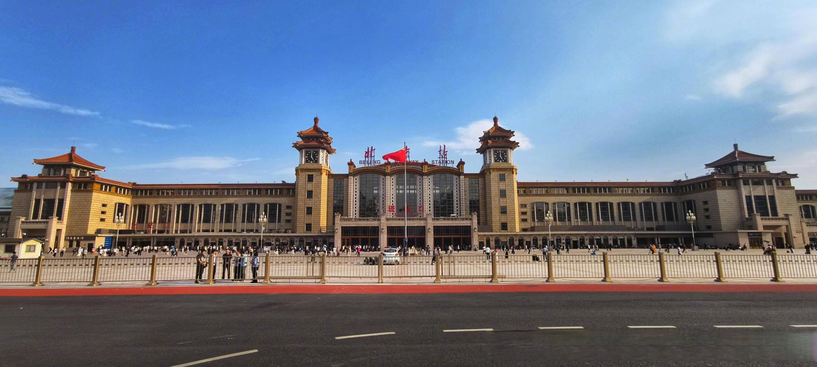 北京十大著名寺庙：从潭柘寺到雍和宫的历史文化之旅