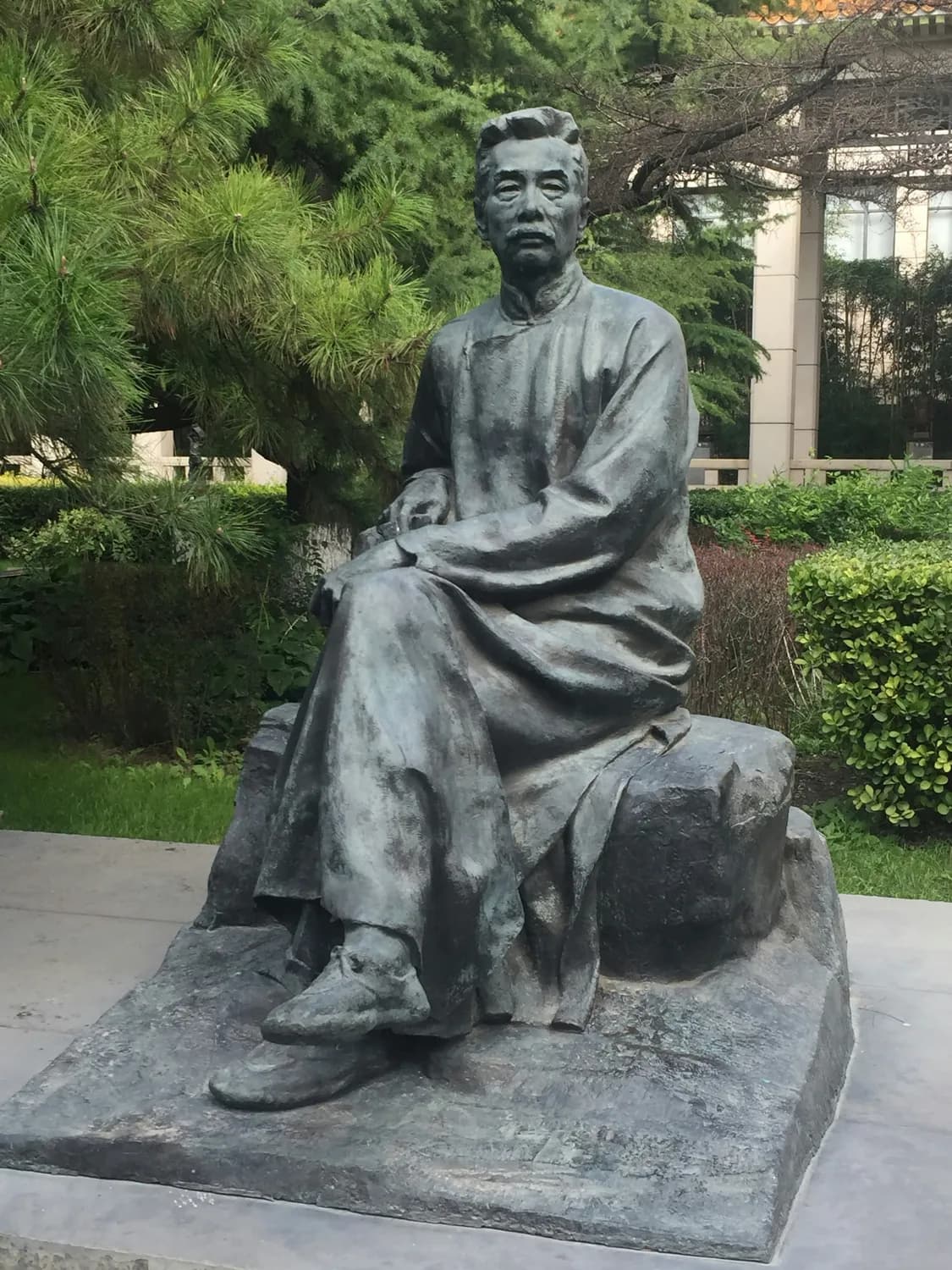纪念鲁迅诞辰140周年：新文化运动的旗手