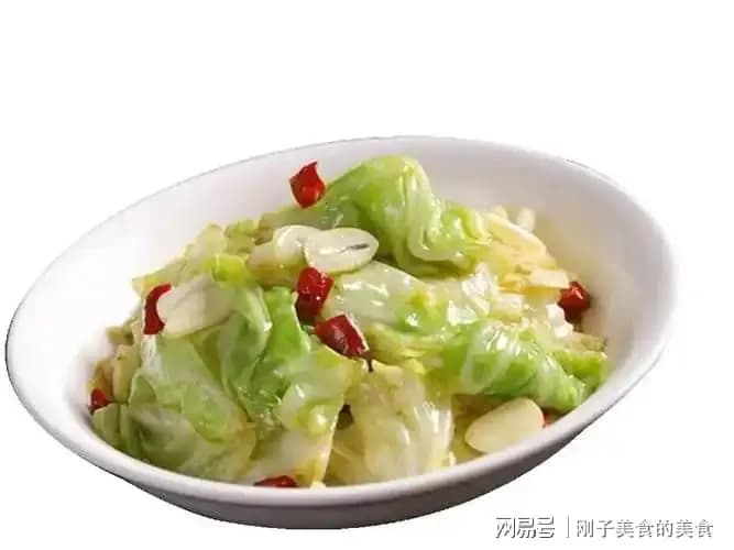 手撕包菜详细制作教程：从食材准备到成品出锅，让你轻松掌握这道家常美味