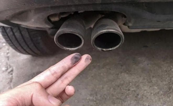 “空挡轰油门”能除积碳吗？教你个笨招，能除积碳还省油
