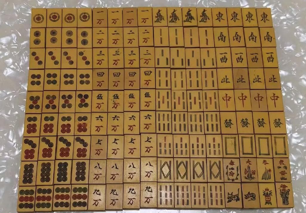 麻将牌一共多少张（麻将牌总数揭秘：一局多少张？）