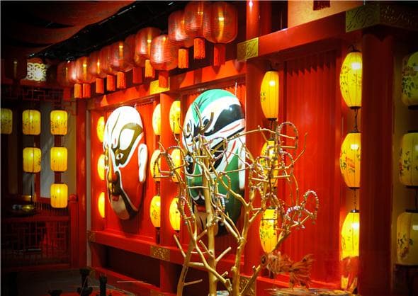 新中式园林风餐厅：传统与现代的完美融合