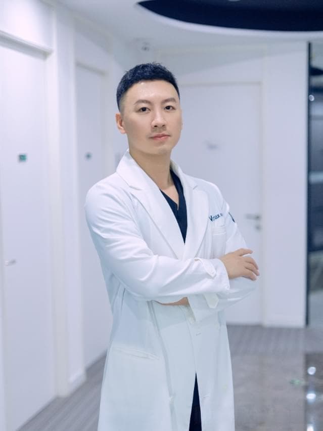 整形医生郑锦洪：探讨面部皱纹的成因与改善