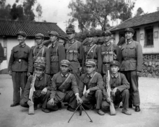 步兵班编制内武器：历史与现实的演变