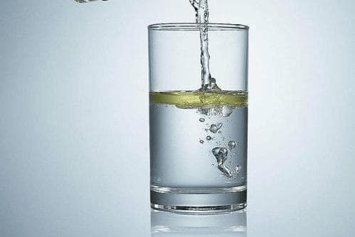 多喝水能预防结石吗？