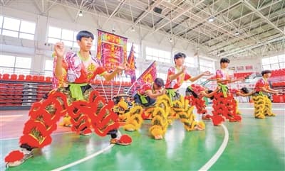 南海西樵推进醒狮文化进校园 以青春力量浇灌醒狮文化传承之花