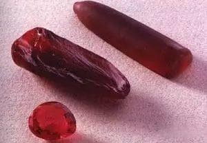 科普｜遇到焰熔法合成红蓝宝石时，应该如何鉴别？