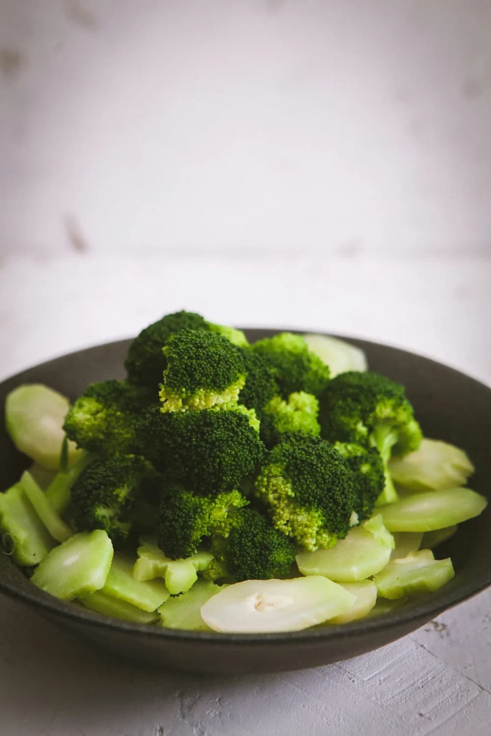 西兰花西葫芦能否同食？专家解析营养与烹饪要点