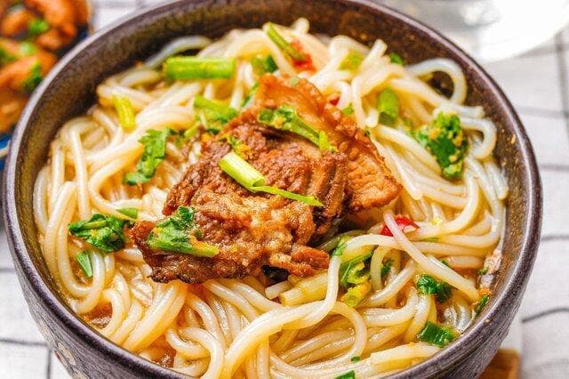 常德十大小吃：从米粉到酱板鸭，品味湖湘美食文化