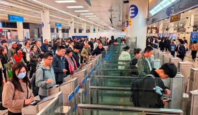 通关提示来了！皇岗、福田口岸客流高峰就在→