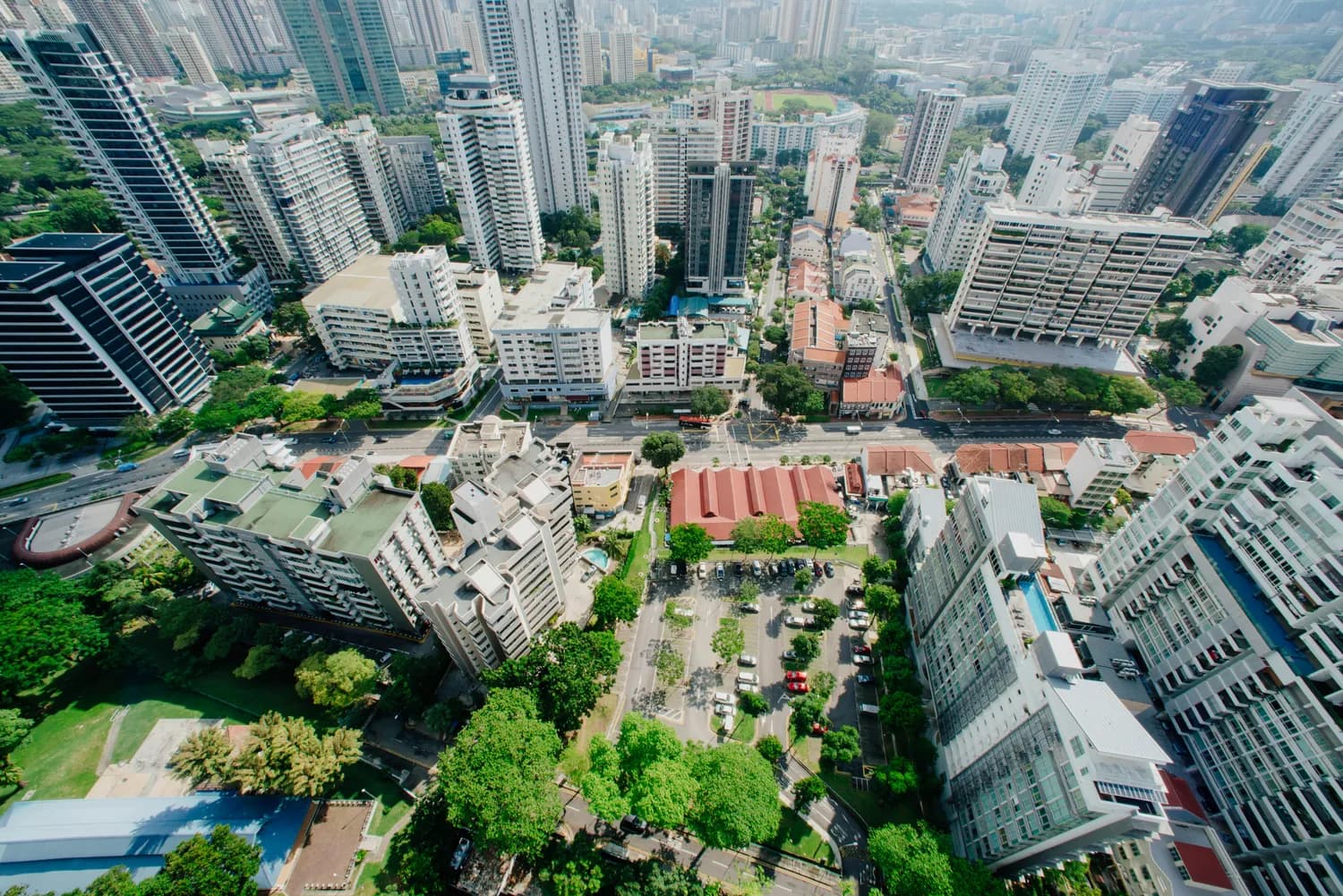 华泾镇业委会创新实践：破解社区自治难题