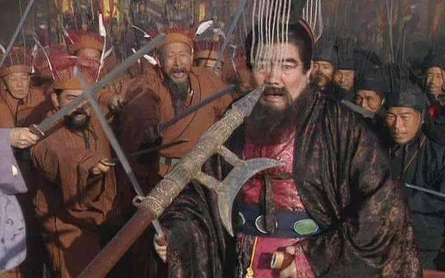 董卓的发迹，与地方豪族背景有很大关系