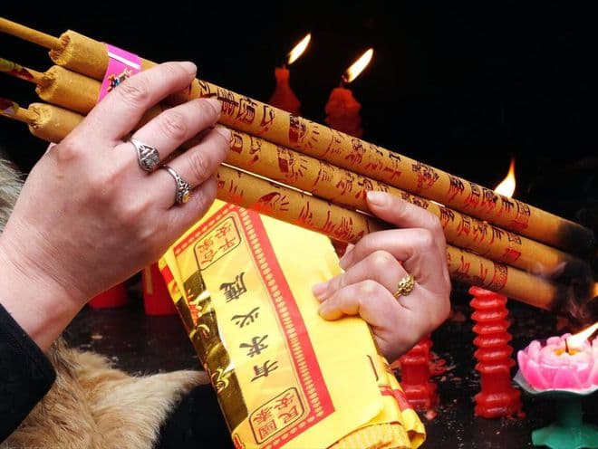 清明节将至，牢记：“3带、4不带、4注意”，遵循传统，家人安康