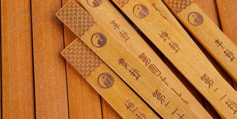 五格起名法受追捧，专家：传统姓名学并无名字打分之说