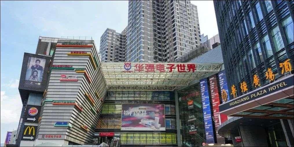 山寨机在直播间“复活”：零粉起号，有团队月入百万