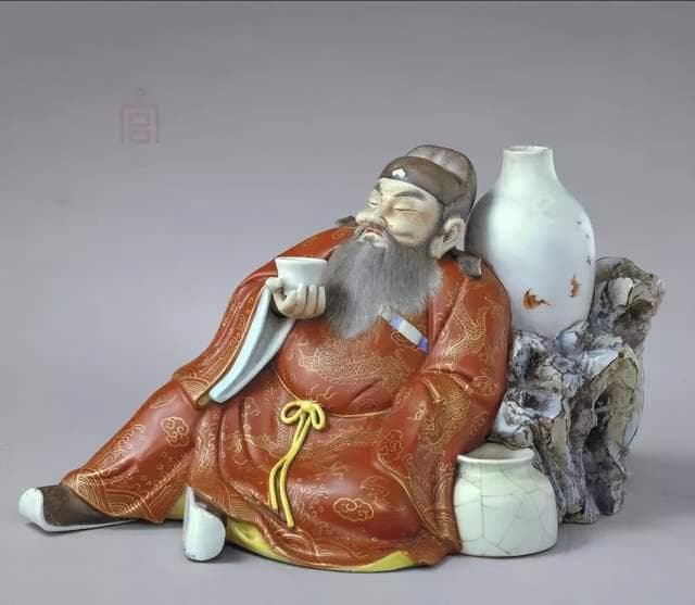 了解清朝各代粉彩瓷器特点，这篇文章介绍得较为详细