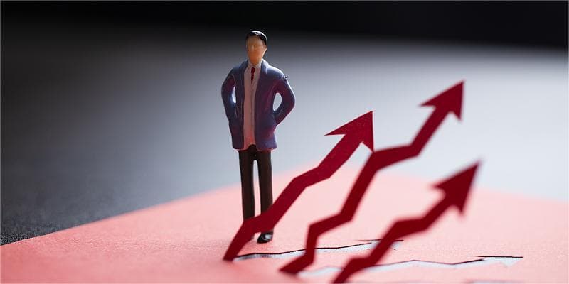 中国银河辟谣合并传闻仍涨停 两连板后股价创历史新高