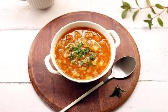 经典美味：家常萝卜汤的制作秘诀