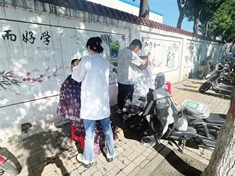 太原"5元理发街"：烟火气里的民生温度