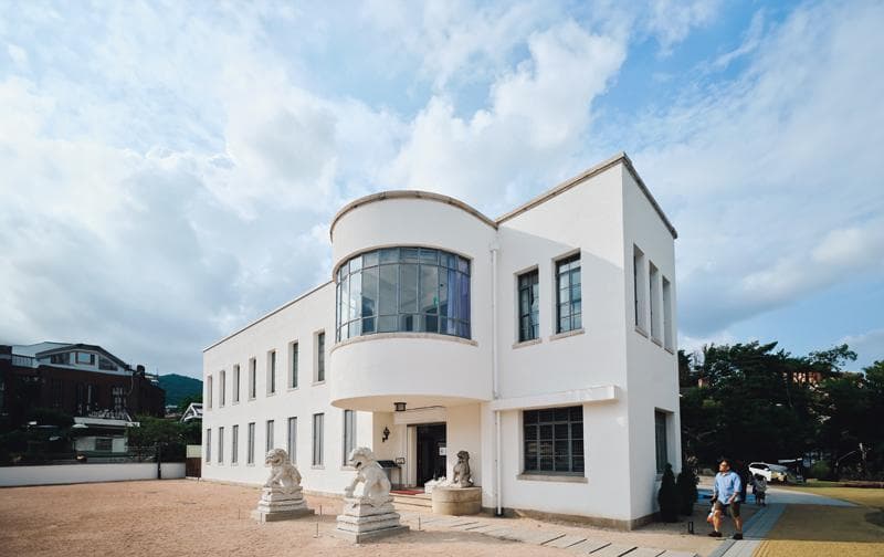 涧松美术馆重开馆，大邱分馆将展98件国宝