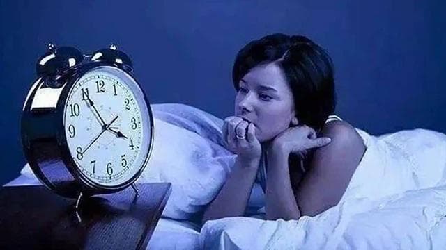 为何总在凌晨3、4点醒来？别忽视了身体这两处可能有点不通畅了