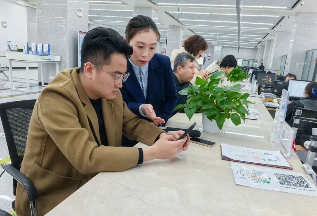 威海火炬高新区：电子营业执照让企业办事“省时省力更省心”