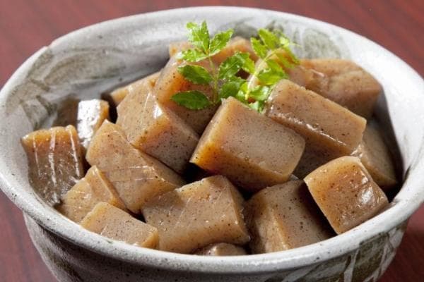 魔芋粉热量高吗 减肥的人可以吃吗？100克魔芋粉的热量是多少