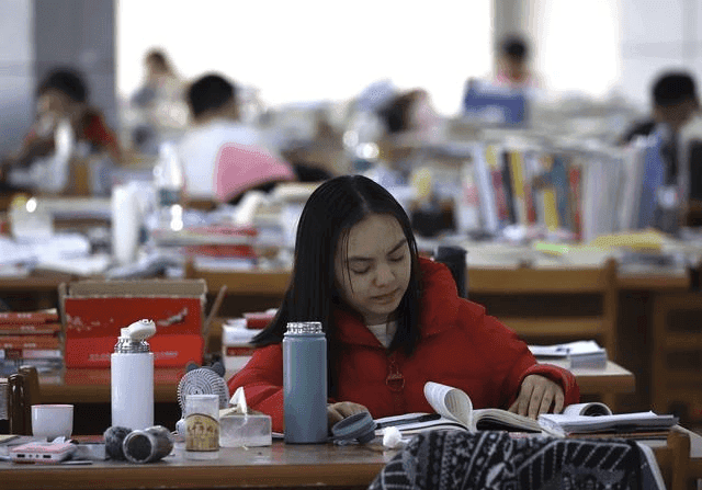 怎么判断自己适合先就业还是先考研？