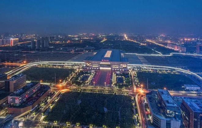 中国三大火车站：上海虹桥、北京南站、广州白云，谁是世界第一？