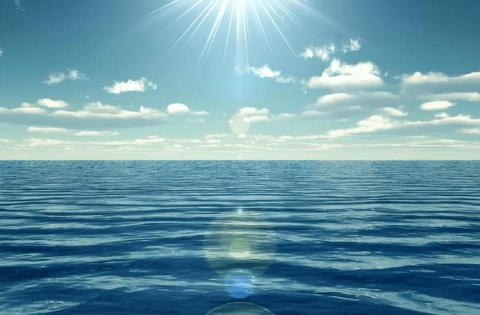 海子笔下的幸福蓝图与艺术探索：《面朝大海，春暖花开》赏析