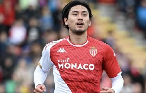 南野拓实身价达到1500万欧元，创个人职业生涯新高
