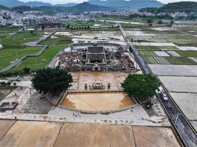 上千平方米李氏大宗祠遭一米多深洪水泡垮，这座“客家第一祠”将如何修复？