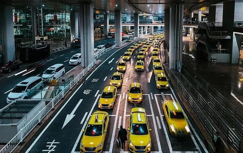 今年春运，坐顺风车回家的人突然多了起来
